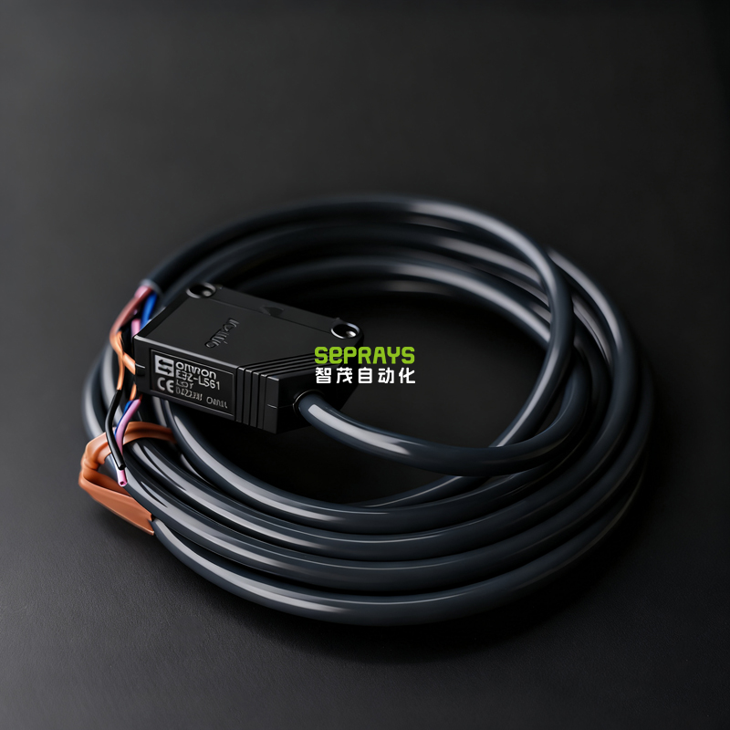 Adjustable Range Photoelectric Sensor - OMRON E3Z-LS61